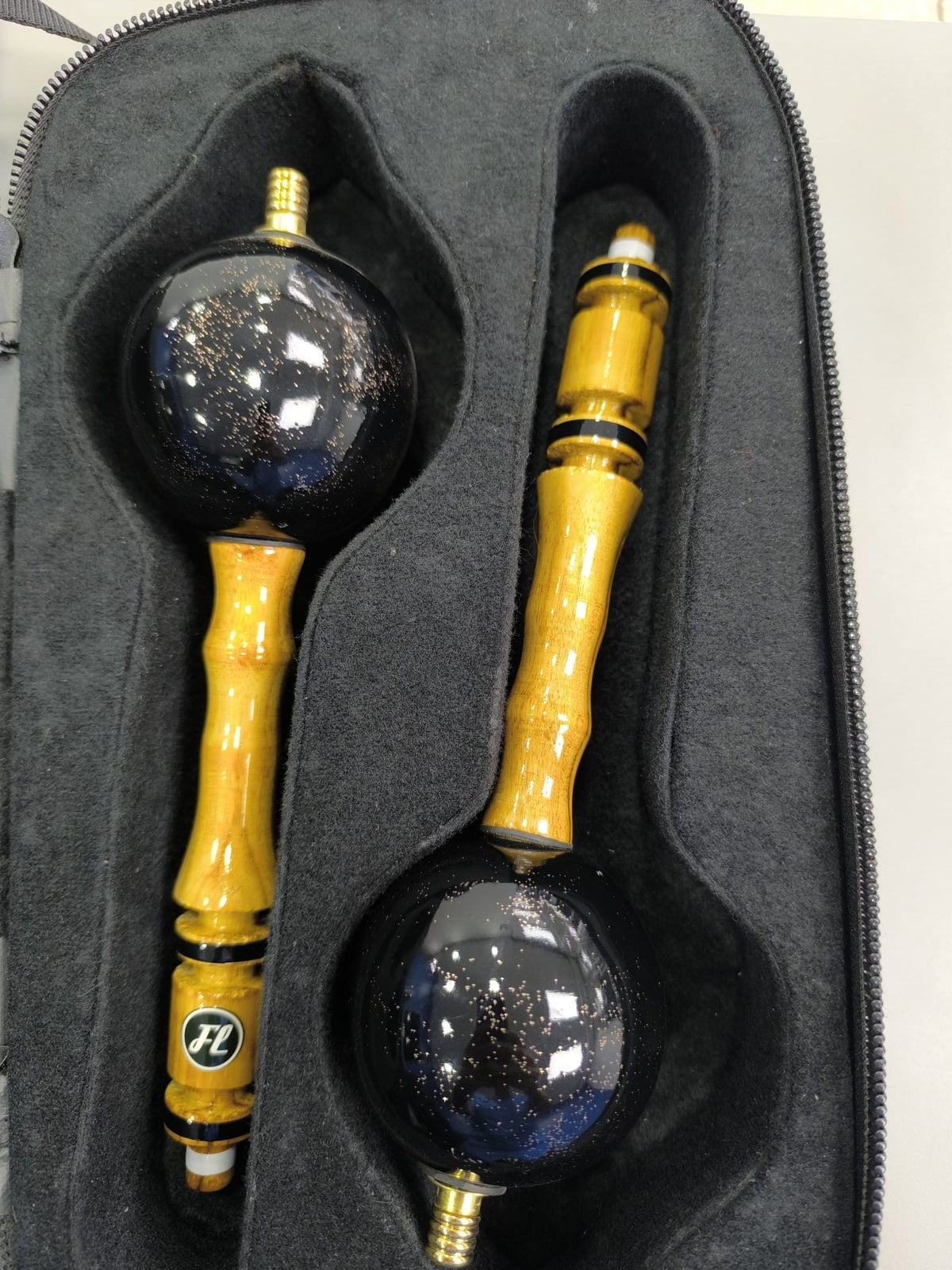 Maracas Llaneras Venezolanas, Tapara Natural, palo claro — Stock en España