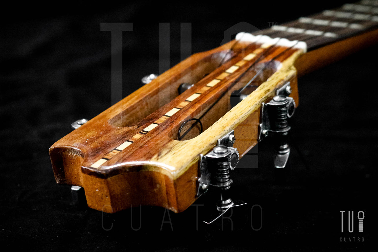 Cuatro Venezolano Mahogany Premium / Caoba - Roble Maria Fingerboard