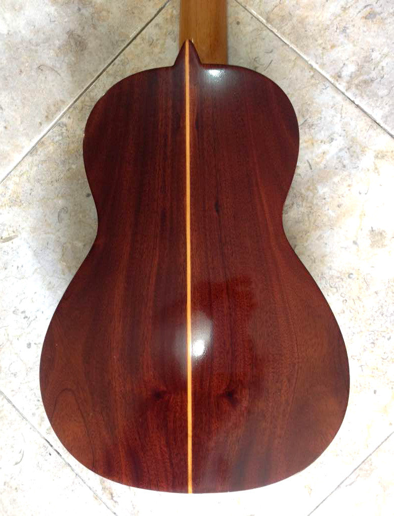 Cuatro Venezolano 17 Frets - Mahogany & Canalete Fingerboard