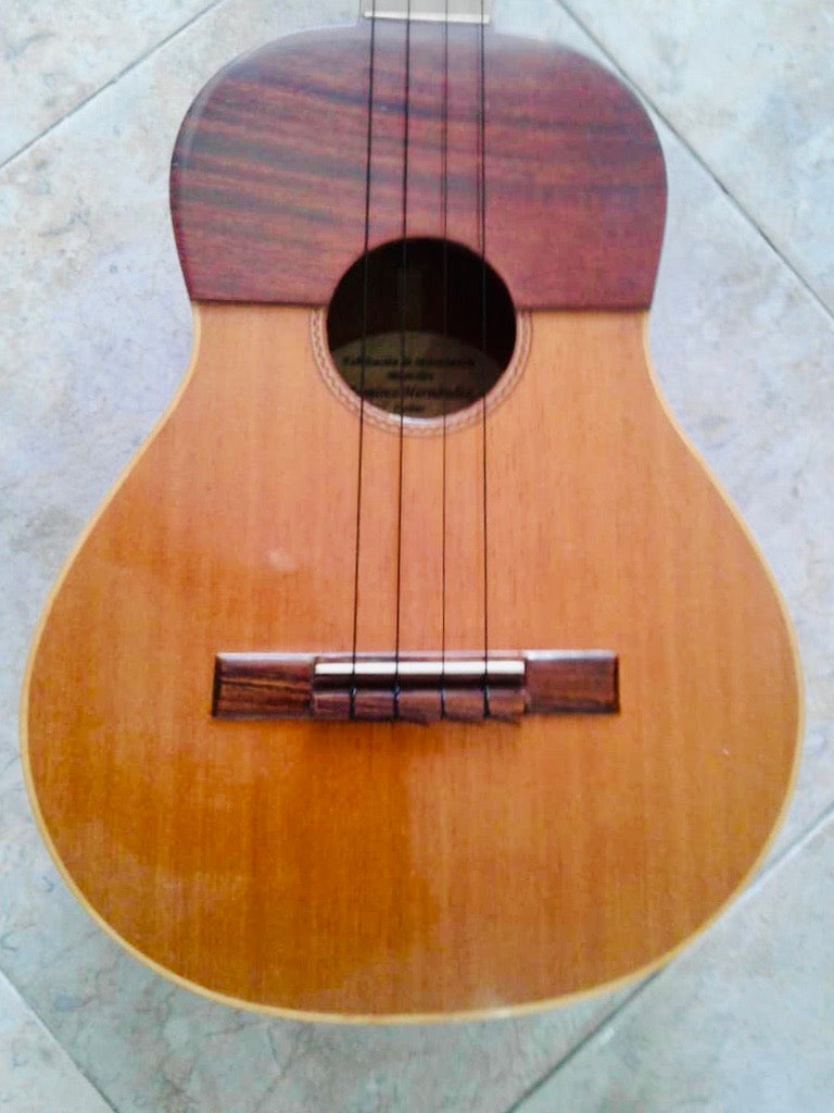 Cuatro Venezolano 17 Frets - Cedar & Mahogany Fretboard