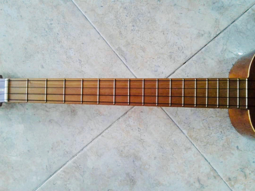 Cuatro Venezolano 17 Frets - Cedar & Mahogany Fretboard