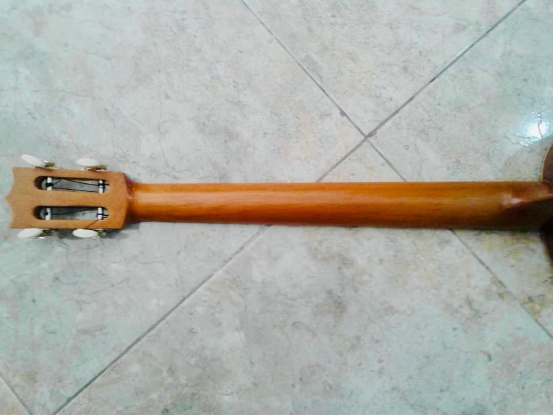 Cuatro Venezolano 17 Frets - Cedar & Mahogany Fretboard