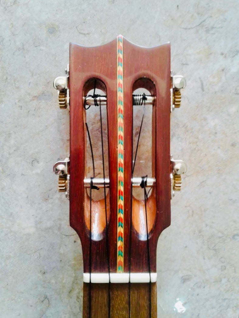 Cuatro Venezolano 17 Frets - Cedar & Mahogany Fretboard