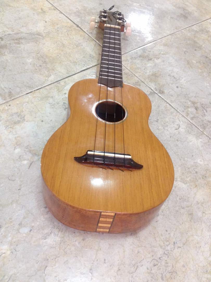 Ukulele Roble Maria - Special Edition