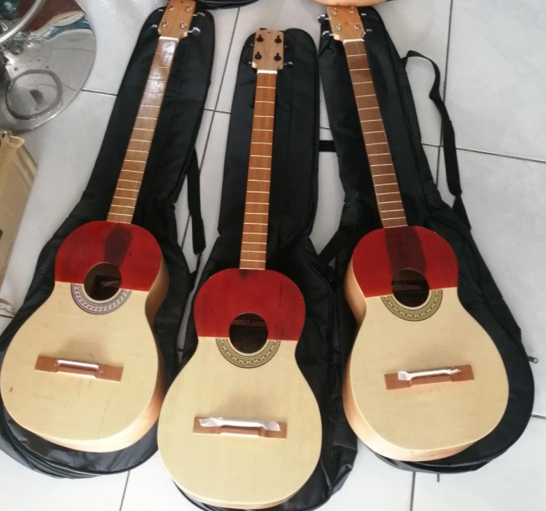Cuatro Cedar & Pine 17 Frets / Red Cedar Cimarrudo
