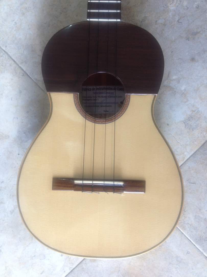 Cuatro Venezolano Mahogany & Abeto Soundboard - Precision Pegs