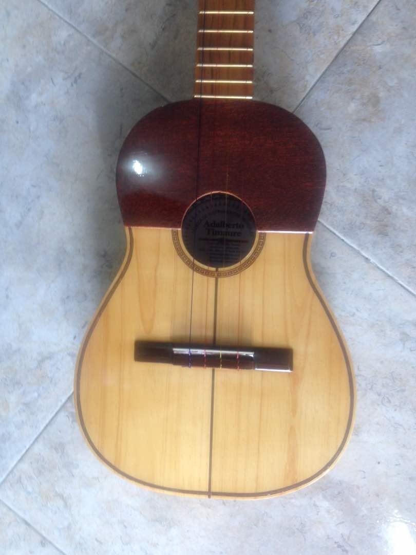 Cuatro Teca Woods & Pine Fretboard / 17 Trastes