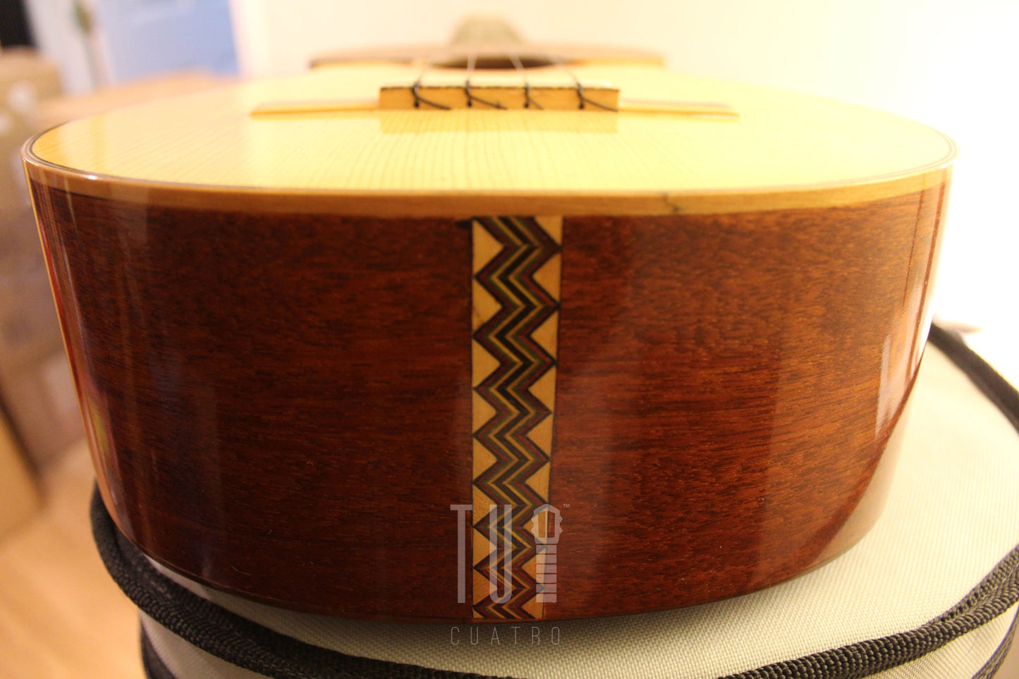 Cuatro Venezolano Mahogany & Canalete Fretboard - Linear Design