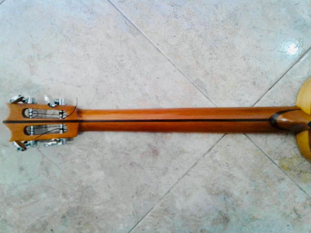 Cuatro Venezolano 17 Frets - Canalete & Quebrajada Fretboard