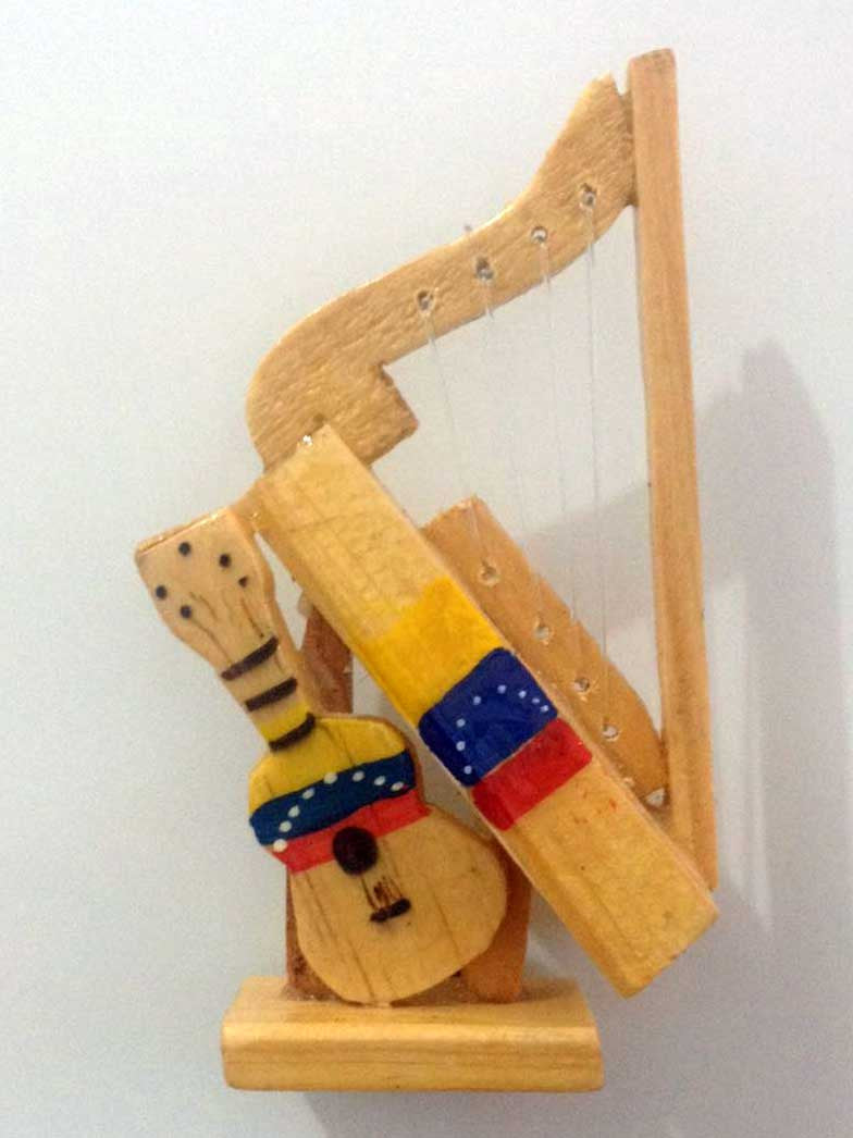 Beautiful wooden Harp and Venezuelan Cuatro Decorative Magnet