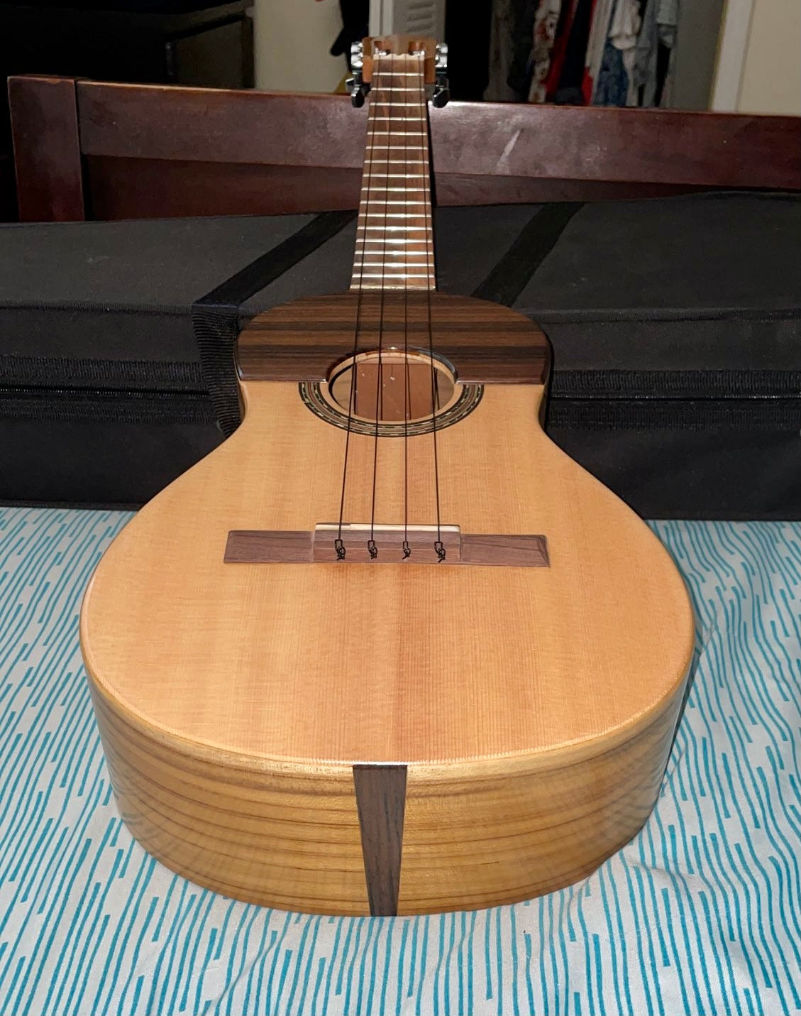 Cuatro Concert Teka Woods with Fir Tree Wood (Abeto) Soundboard 17 Frets