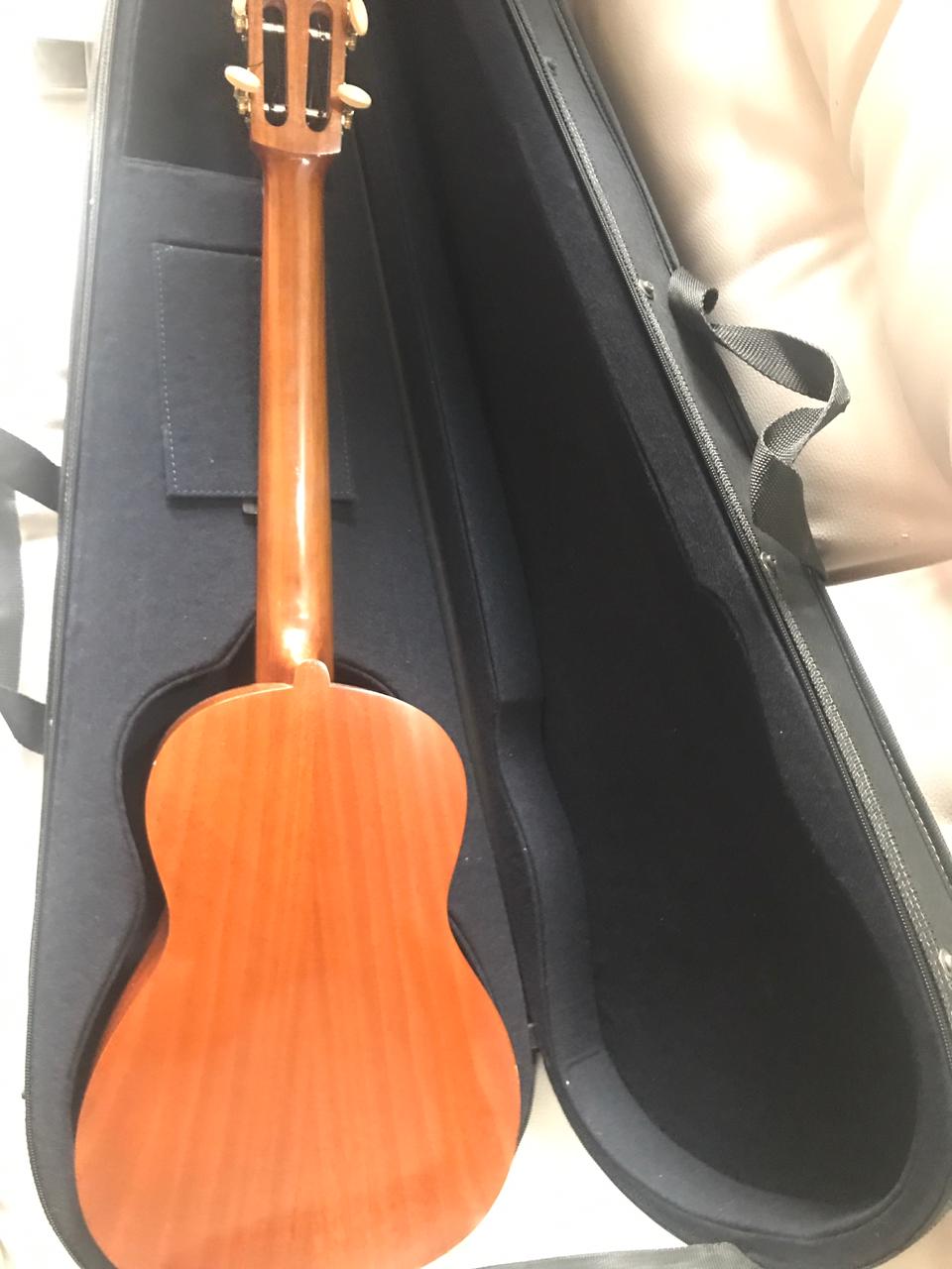 Cuatro Navarro Antique Cedar with Puy Fretboard 15 Frets